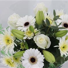 Bouquet Splash Of White
