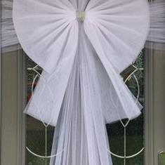 Door Bow White